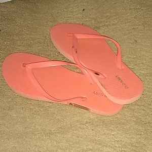 Flip flops